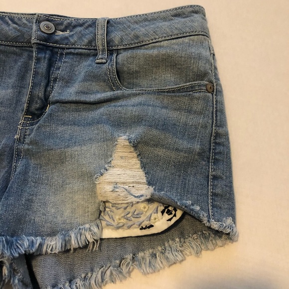 Cute Short - Picture 3 of 7